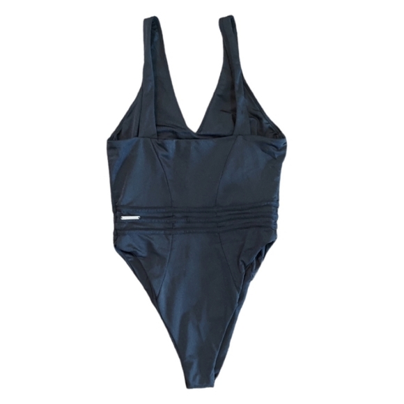 Buffbunny Pleat The 5th One Piece Swimsuit - Picture 5 of 5